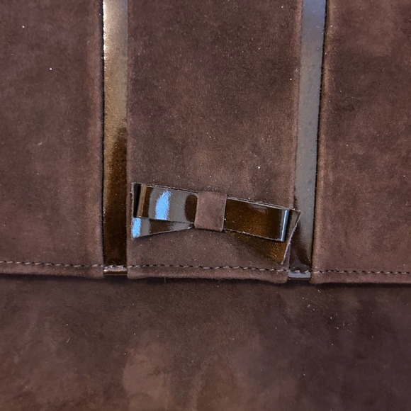 Matching Brown Purse and Shoes - Picture 3 of 13